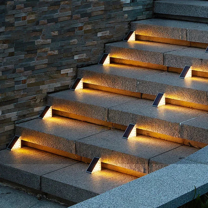 "Outdoor LED Solar Step Light – Triangle IP67 Waterproof Stair Lamp for Patio, Garden, and Porch Decor"