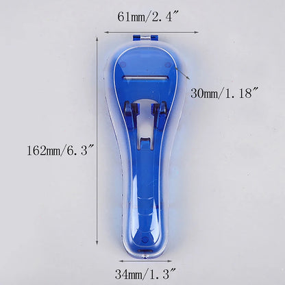 "Men's Travel Razor Case – Durable Plastic Shaver Holder for Safe Storage"